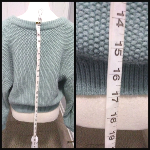 *SOLD* Slouchy V-Neck Ribbed Cable Knit Sweater in Sage, Size 4 Tall - Picture 7 of 10